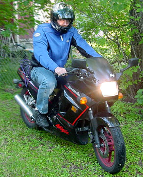 See how far the shock sinks under full weight. I'm not _that_ fat, the rear shock is old and worn out!