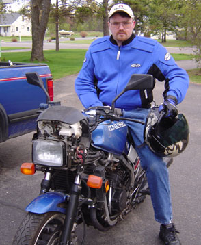 This bike doesn't look as small as my Ninja did with me on it. ^_^